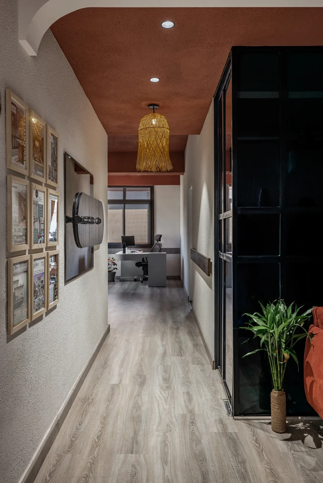 Corridor with framed press features